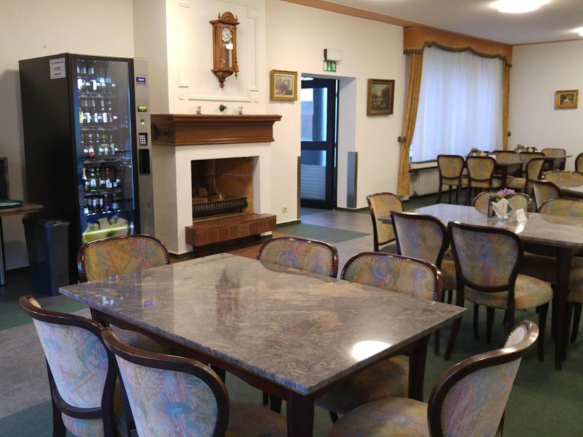 Parkhotel Wuerselen Würselen Екстериор снимка